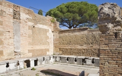 toilet 2nd-century Roman Ostia 250x156